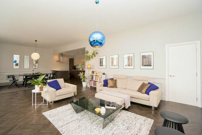 2 Bedroom Flat To Rent In Tower Building, Water Street, Liverpool, Merseyside, L3