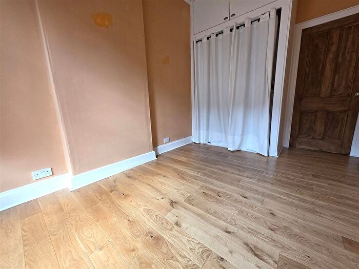 2 Bedroom Flat To Rent In Deanston Drive, Shawlands, Glasgow, G41