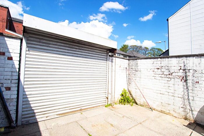 3 Bedroom Terraced House To Rent In Belmont Road, Bolton, BL1