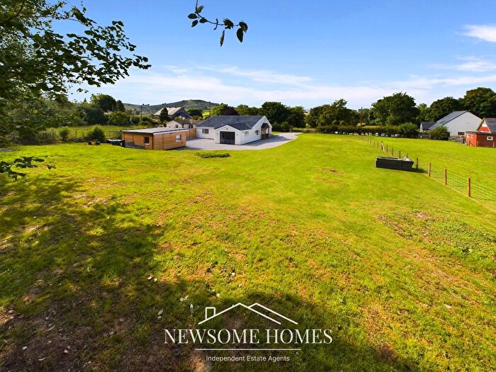 4 Bedroom Detached House For Sale In Rhes Y Cae, Holywell, Flintshire, CH8