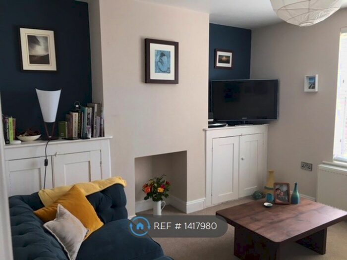 2 Bedroom Semi-Detached House To Rent In Western Road, Tunbridge Wells, TN1