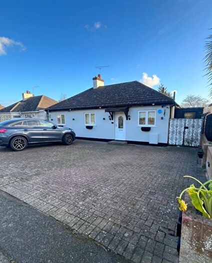 3 Bedroom Terraced House To Rent In Colchester Road, Romford, RM3