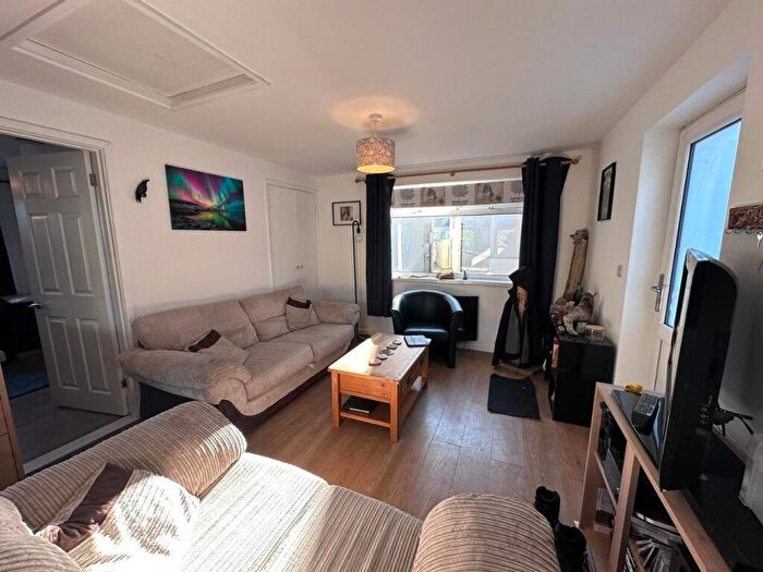 1 Bedroom Semi-Detached House To Rent In Mitchell Road, St Austell, PL25