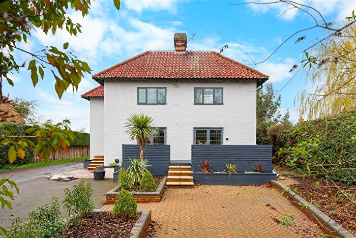 1 Bedroom Flat For Sale In Mary Lane, Lower Dunsforth, York, YO26