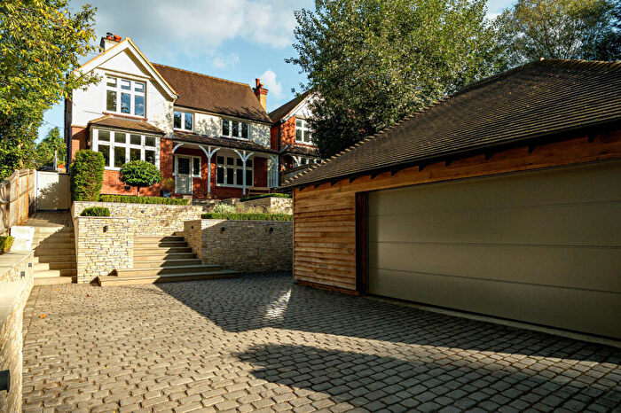 4 Bedroom Detached House For Sale In Marley Lane, Haslemere, GU27