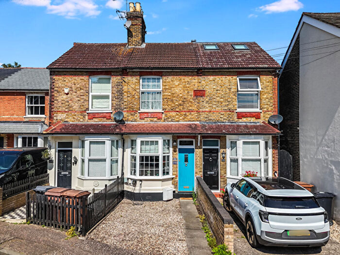 2 Bedroom Terraced House For Sale In Upper Bridge Road, Chelmsford, CM2