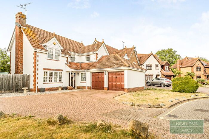 4 Bedroom Detached House For Sale In Bromley, Grays, RM17