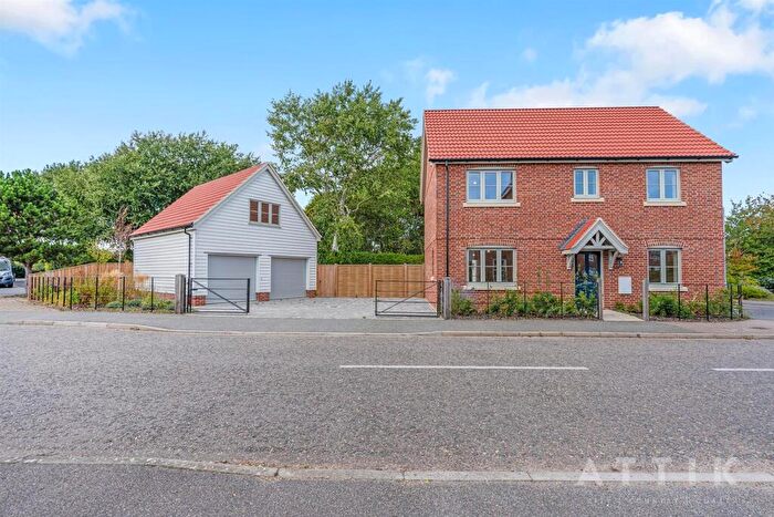 5 Bedroom Detached House For Sale In Teal Close, Reydon, IP18