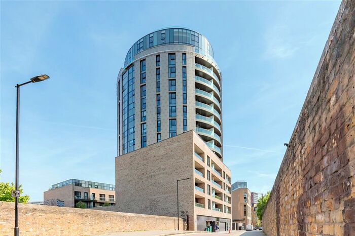 2 Bedroom Flat To Rent In Kingsland High Street, De Beauvoir Town, E8