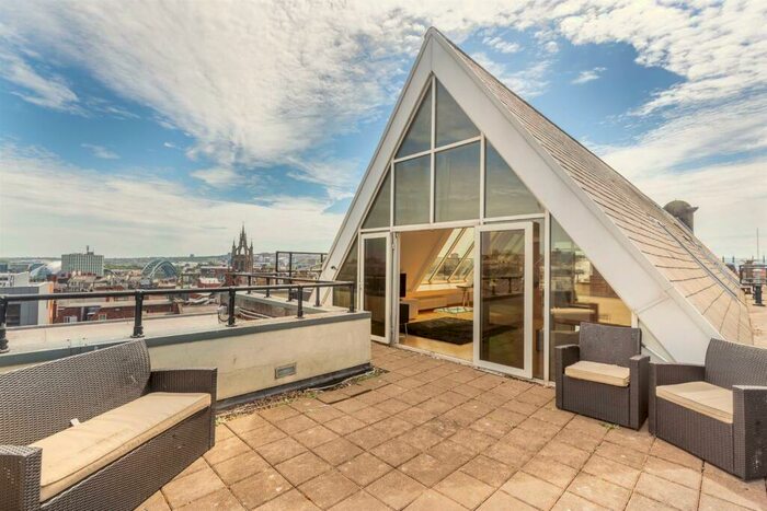 2 Bedroom Penthouse To Rent In Murton House, Grainger Street, City Centre, NE1