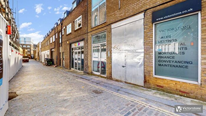 2 Bedroom Apartment To Rent In Kings Terrace, Camden, London, NW1
