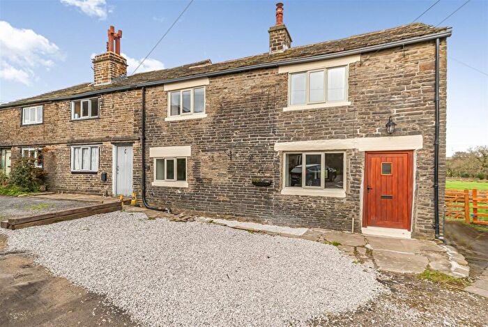 2 Bedroom Semi Detached House To Rent In Brandwood Fold, Turton, Bolton, BL7