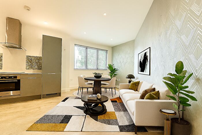 2 Bedroom Flat To Rent In ** Walking Distance To Bedford Hospital** Meridian House Bedford, MK42