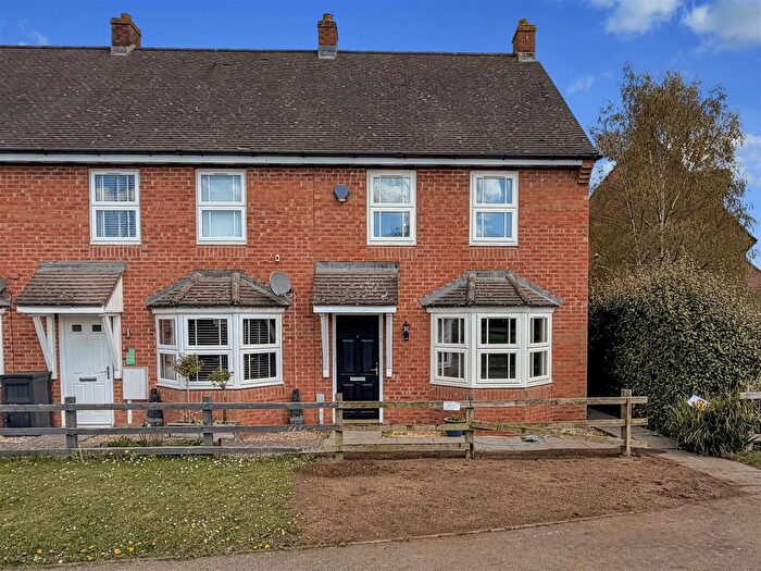 3 Bedroom End Of Terrace House To Rent In , Old Gorse Way, Mawsley, NN14