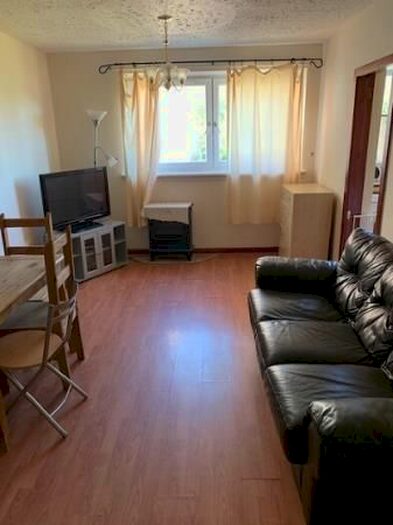 2 Bedroom Flat To Rent In Summerhill Drive, Aberdeen, AB15