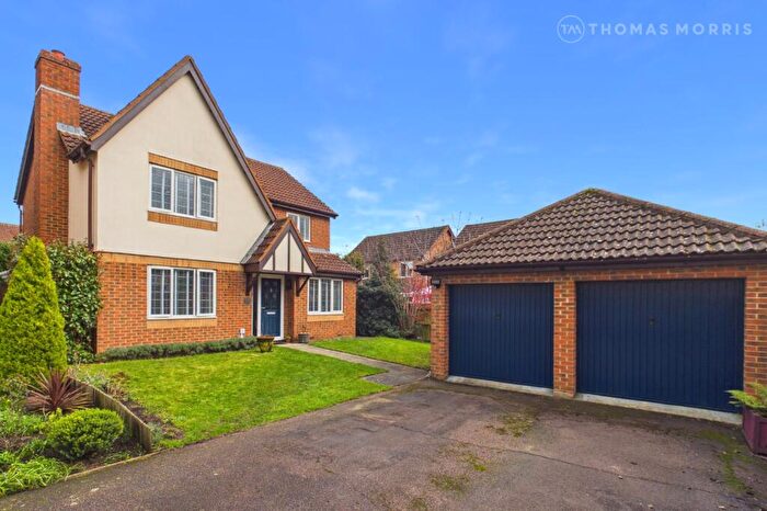 4 Bedroom Detached House For Sale In Hawkesford Way, St. Neots, Cambridgeshire, PE19
