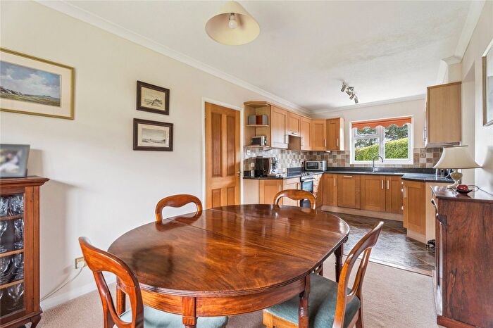 4 Bedroom Detached House For Sale In Murray Road, Berkhamsted, Hertfordshire, HP4