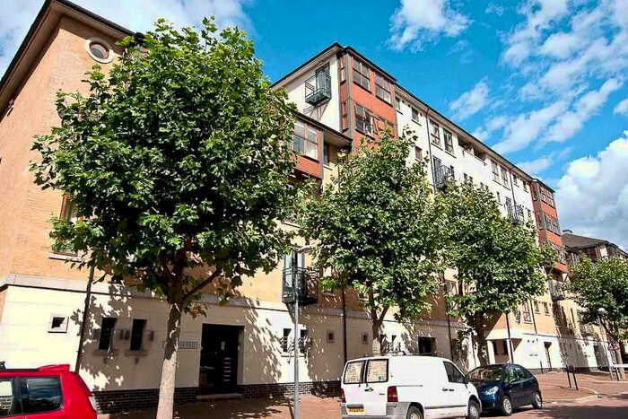 2 Bedroom Flat To Rent In Victoria Hall, Wesley Avenue, London, E16