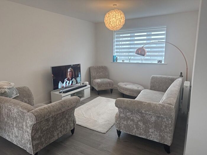 2 Bedroom Flat To Rent In Cannock Chase Place, Ramsay Drive, Tonbridge, Kent, TN12