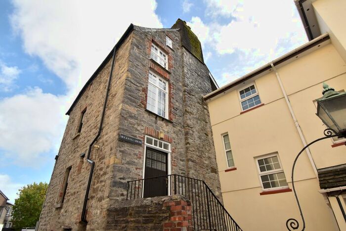 3 Bedroom Property To Rent In Higher Lane, Plymouth, Devon, PL1
