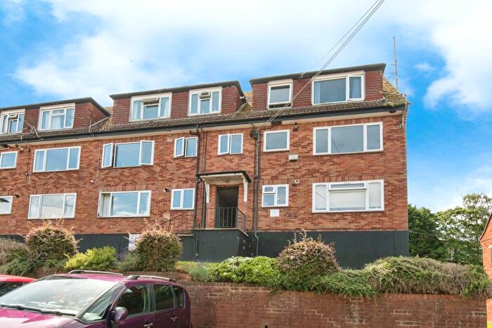 2 Bedroom Flat For Sale In Bradham Court, Exmouth, Devon, EX8