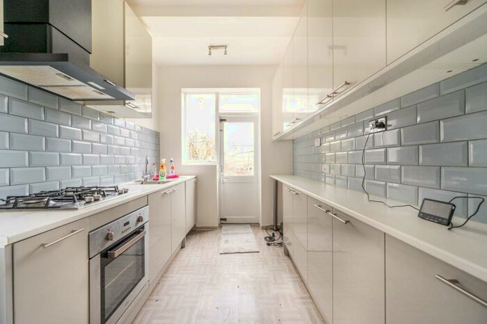 3 Bedroom Terraced House To Rent In Ilford, Cranbrook, Ilford, IG4