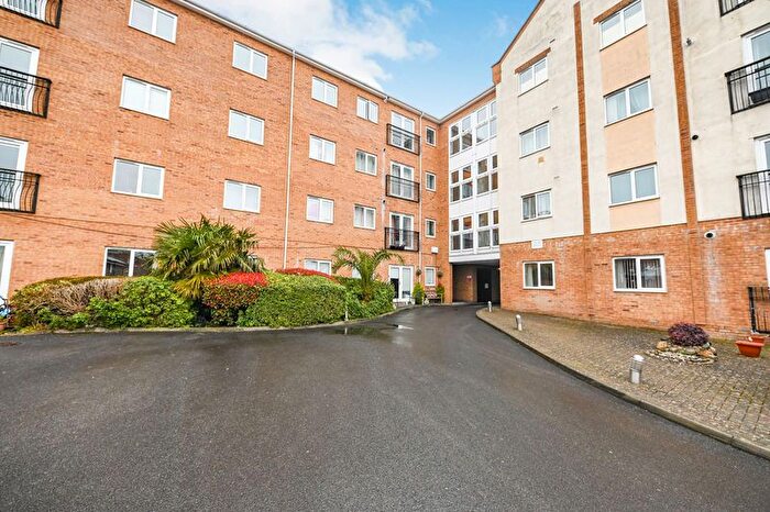 2 Bedroom Flat To Rent In Wayte Street, Portsmouth, PO6