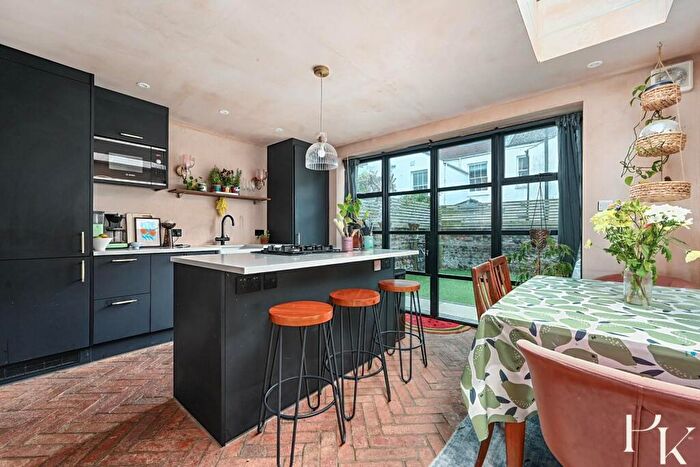 3 Bedroom Terraced House For Sale In Wordsworth Street, Hove, BN3