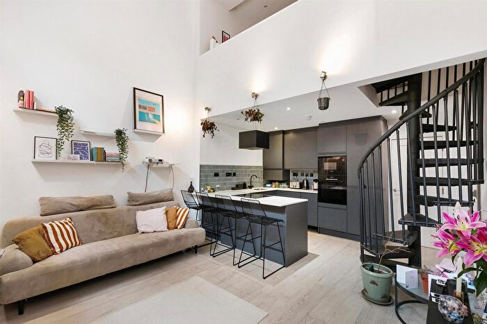 2 Bedroom Flat For Sale In Alliance Court, Sumner Road, Peckham, SE15