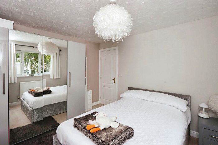 3 Bedroom Detached House For Sale In Green Close, Renishaw, Sheffield, Derbyshire, S21