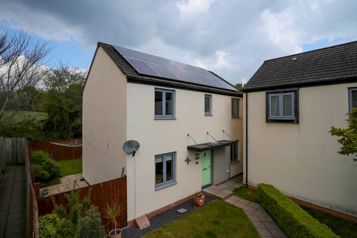 3 Bedroom Detached House For Sale In Orleigh Cross, Newton Abbot, TQ12