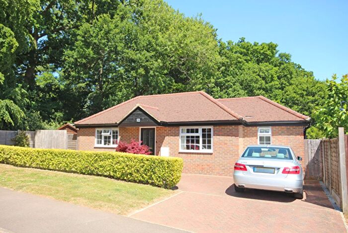 3 Bedroom Detached Bungalow For Sale In Greenway, Harpenden, Hertfordshire, AL5