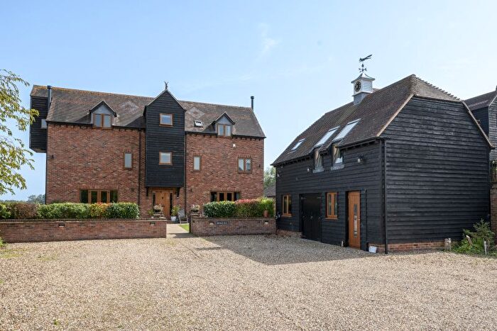 5 Bedroom Detached House For Sale In Milton Road, Nr Drayton, OX14