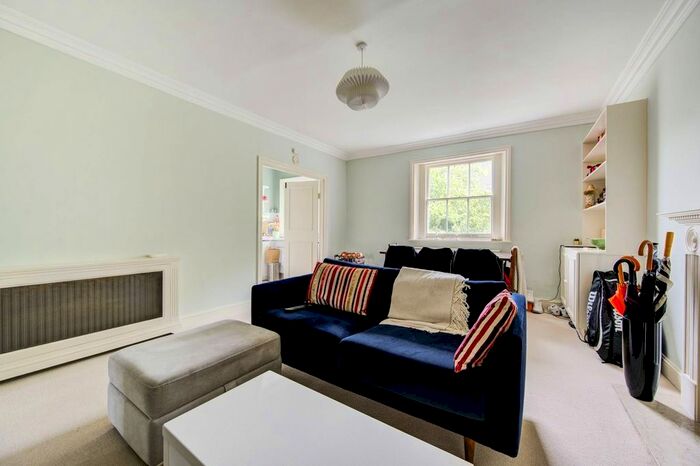 2 Bedroom Flat To Rent In Onslow Gardens, South Kensington, London, SW7