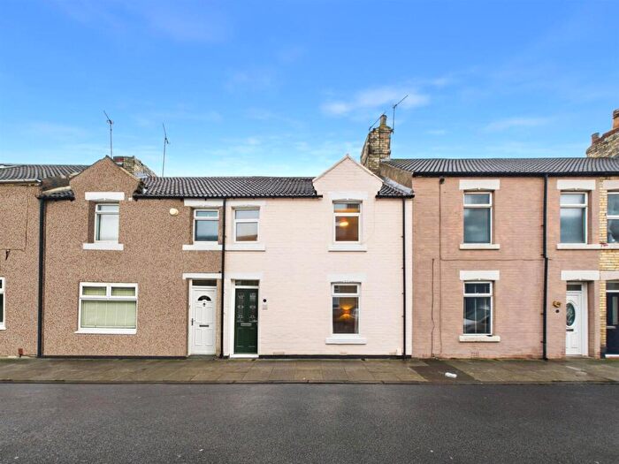 3 Bedroom Terraced House For Sale In Eleanor Street, Cullercoats, NE30
