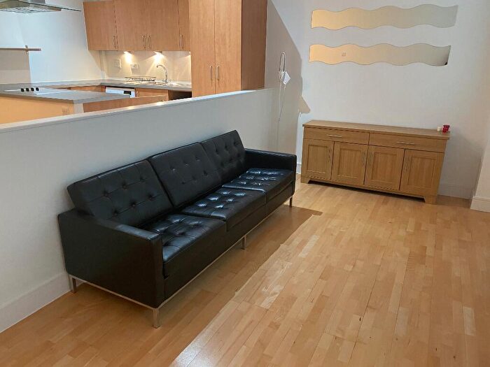 1 Bedroom Flat To Rent In Water Street, Liverpool, L3