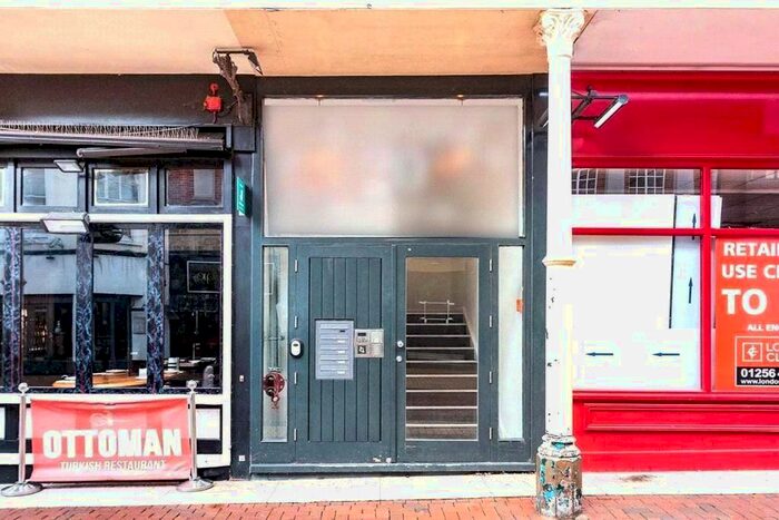 1 Bedroom Flat To Rent In Winchester Street, Basingstoke, Hampshire, RG21