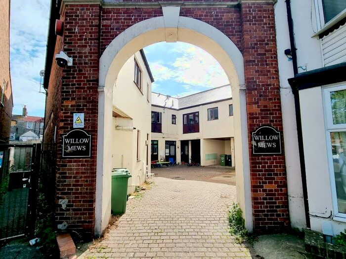 2 Bedroom Terraced House To Rent In Willowfield Square, Eastbourne, East Sussex, BN22