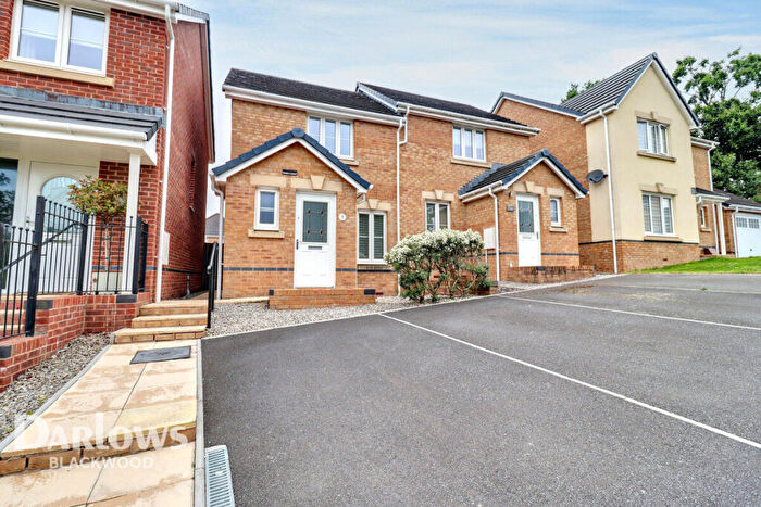 2 Bedroom Semi-Detached House For Sale In Rhodfa Sirhywi, Blackwood, NP12