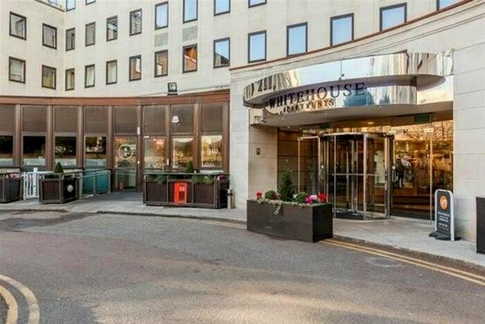 2 Bedroom Flat To Rent In The Whitehouse Apartments, Belverder Road, Waterloo Bridge, London, SE1