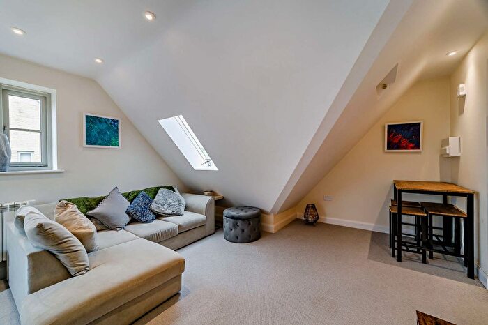 1 Bedroom Flat For Sale In Chequers, West End, Northleach, Cheltenham, GL54