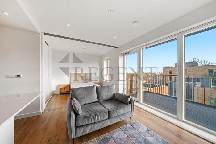 Apartment To Rent In Blenheim Mansions, Mary Neuner Road, N8