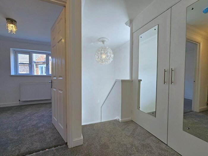 5 Bedroom Semi-Detached House To Rent In St Peters Gardens, Weston Favell, Northampton, NN3