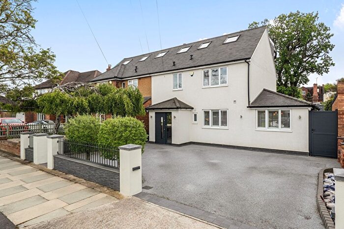 4 Bedroom Semi-Detached House For Sale In Evelyn Avenue, Ruislip, HA4