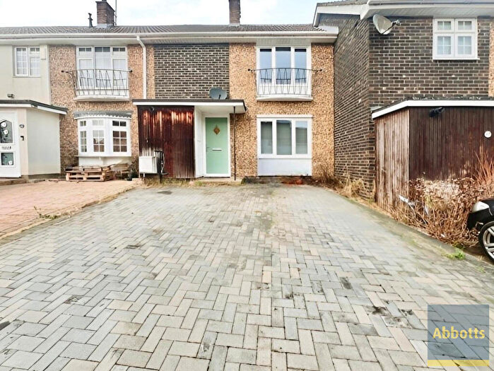 2 Bedroom Terraced House To Rent In Barstable West, Basildon, SS14