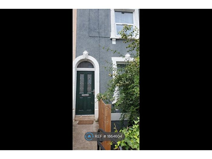4 Bedroom Terraced House To Rent In Argyle Road, St. Pauls, Bristol, BS2