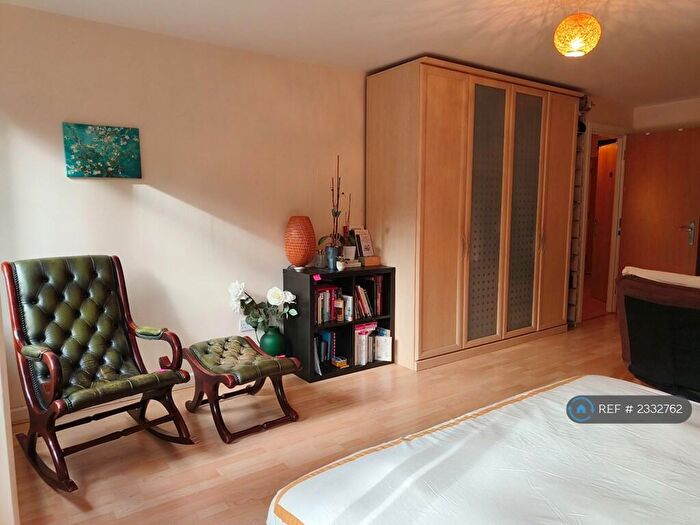 1 Bedroom Flat To Rent In Broadwalk, Birmingham, B1