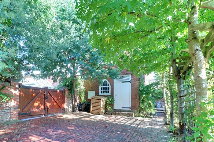 6 Bedroom Detached House For Sale In West Cross, Tenterden, Kent, TN30