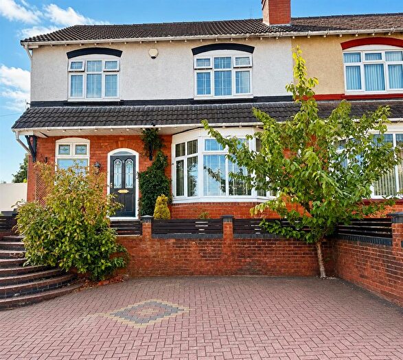 4 Bedroom Property To Rent In Tansley Hill Road, Dudley, DY2