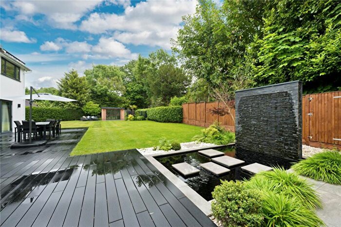 5 Bedroom Detached House To Rent In Neville Close, Esher, Surrey, KT10